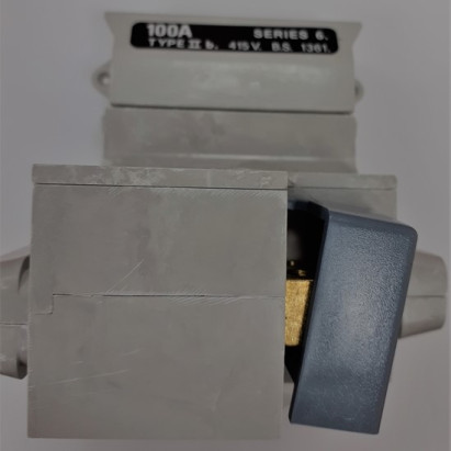 Single Pole and Neutral - Series 6
